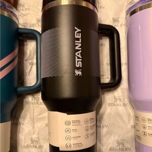 Stanley 40oz Flip Straw Black Travel Mug with Handle